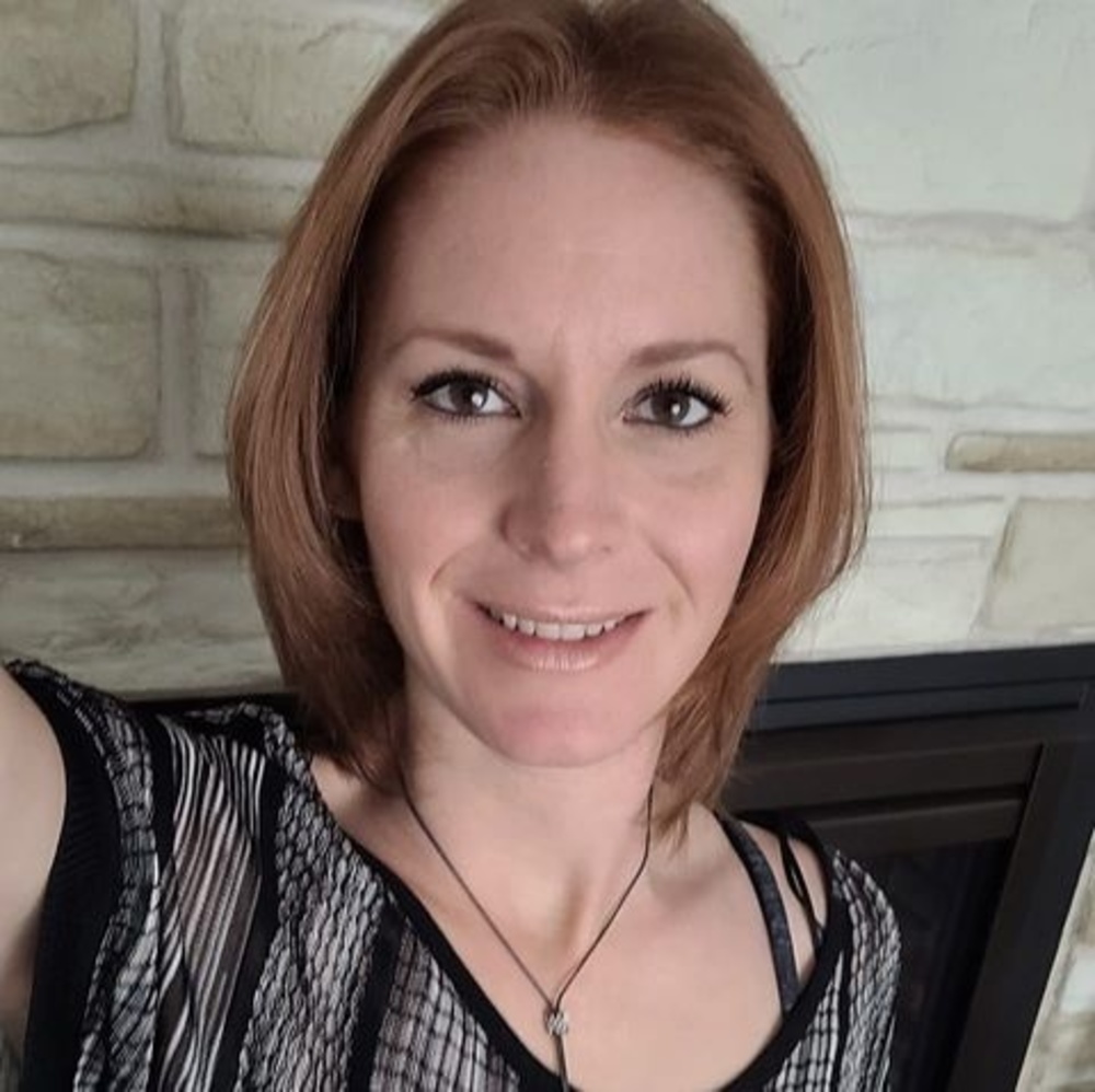 Meet your Posher, Julie